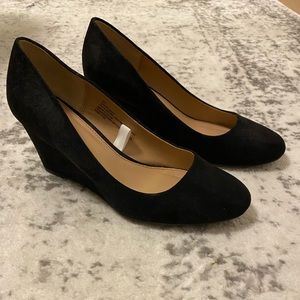 ✨Black Suede Wedges✨